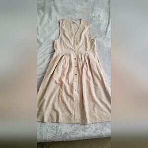 Vintage yellow and white pleated dress